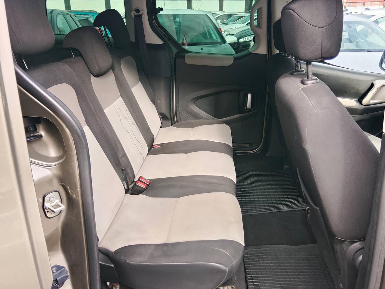 Peugeot Partner Tepee 1.6 HDi 92CV