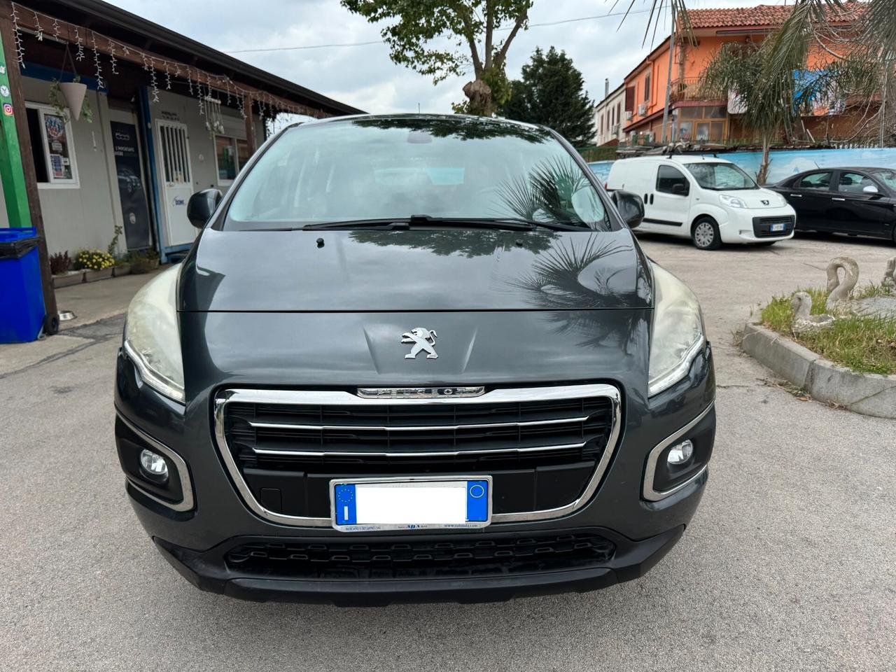 Peugeot 3008 1.6 HDi 115CV Access