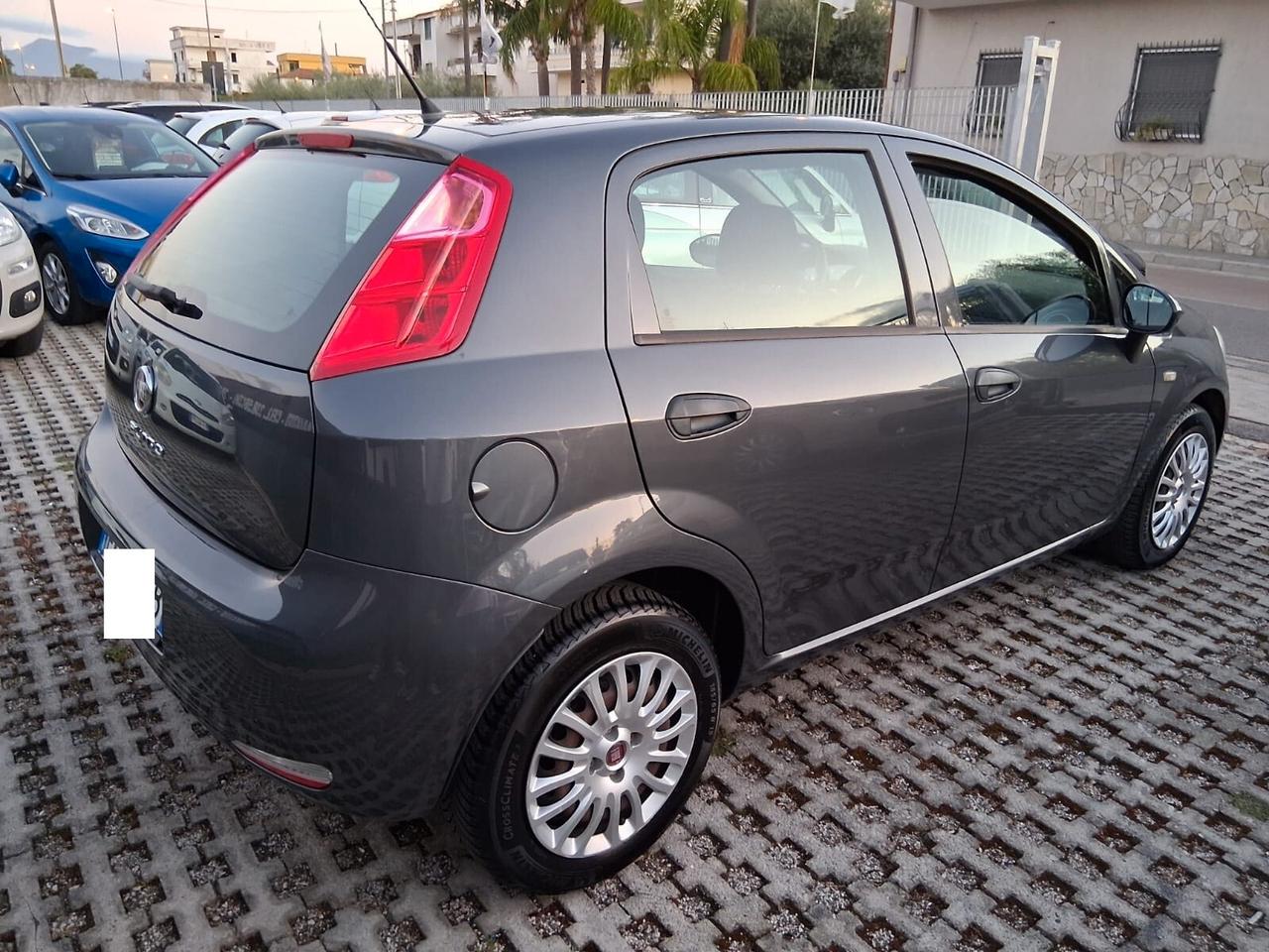 Fiat Punto 1.3 MJT II S&S 95 CV 5 porte Street-2017