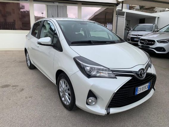 TOYOTA Yaris 1.0 5 porte Lounge