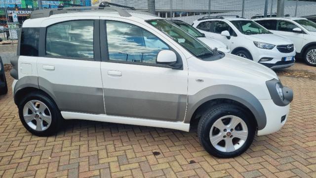 FIAT Panda 1.3 MJT 16V DPF 4x4 Cross