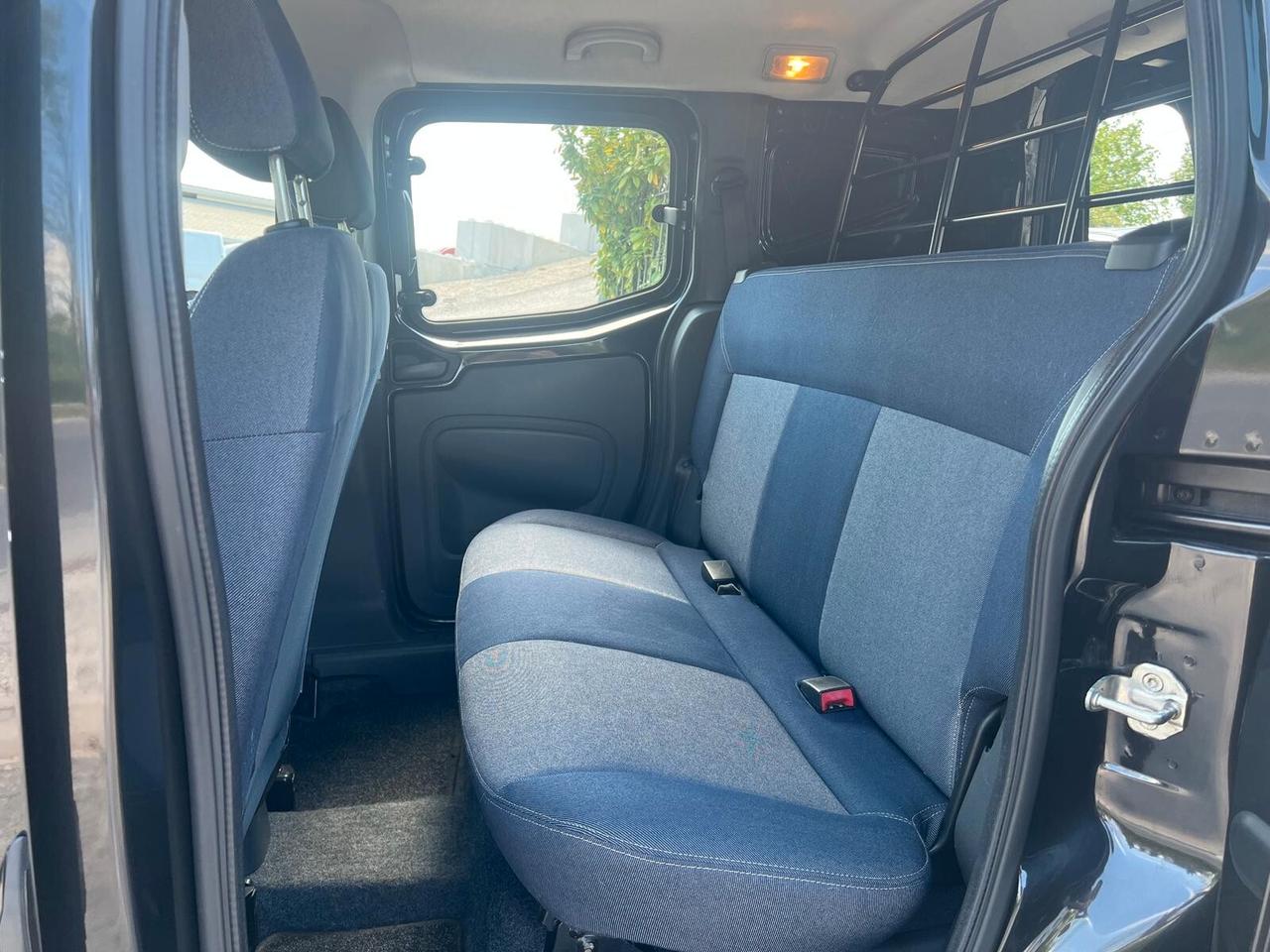 Peugeot Bipper Tepee 1.4 HDi 70cv AUTOCARRO CON POSTI