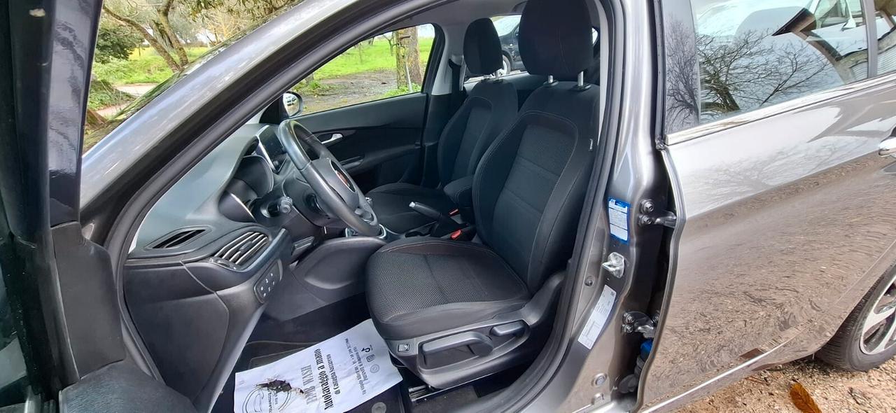 Fiat Tipo 1.6 Mjt SeS 5Porte Lounge