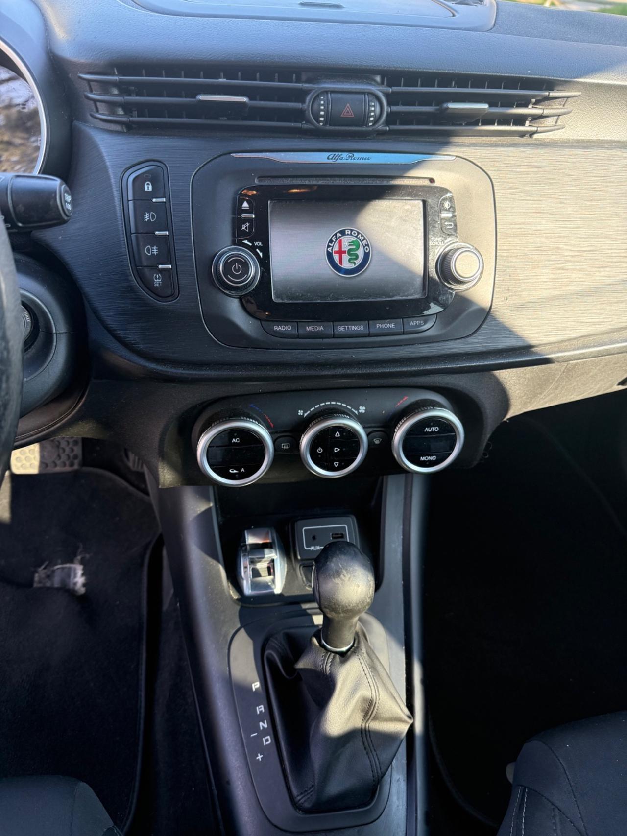 Alfa Romeo Giulietta 1.6 JTDm TCT 120 CV Super