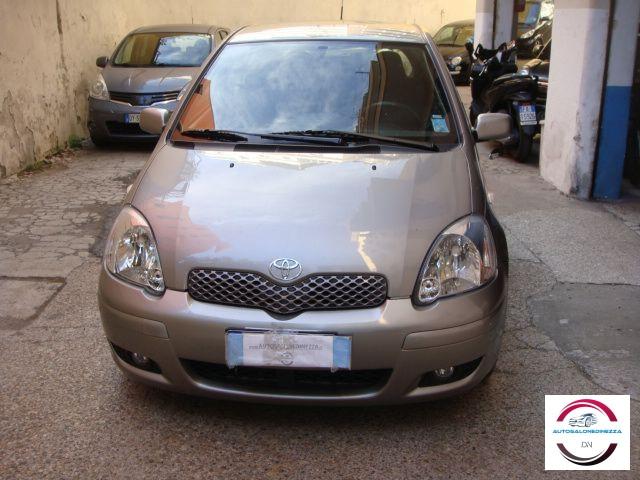 TOYOTA - Yaris - 1.3i 16V Sol * km 36000*
