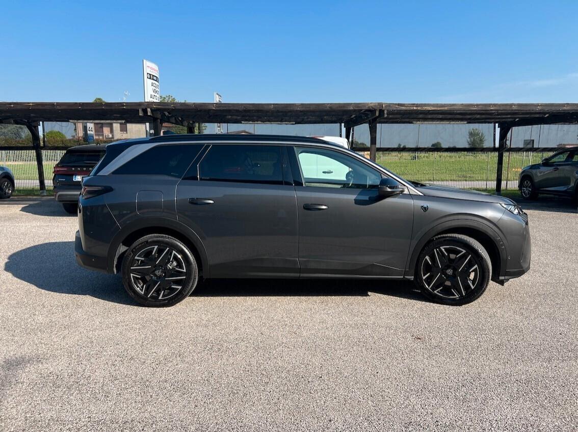 Peugeot 5008 1.2 hybrid GT 136 cv 7 POSTI e-dcs6 - Unic Proprietario