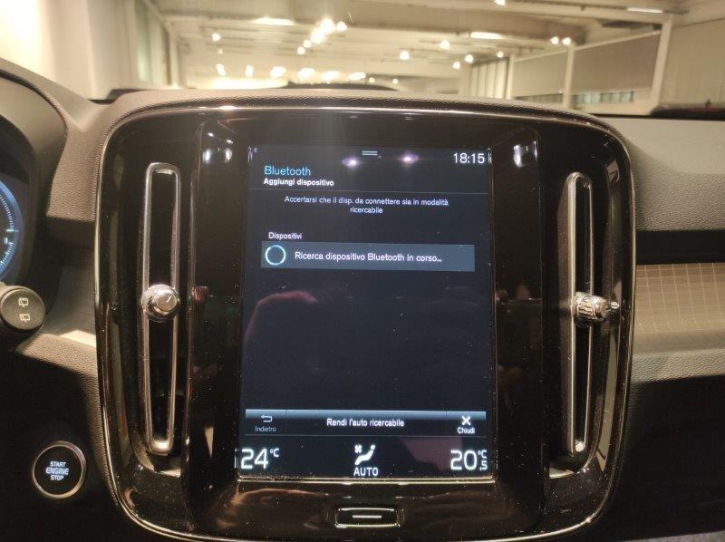 VOLVO XC40 (2017-->) - XC40 T5 Recharge Plug-in Hybrid Inscription Expression