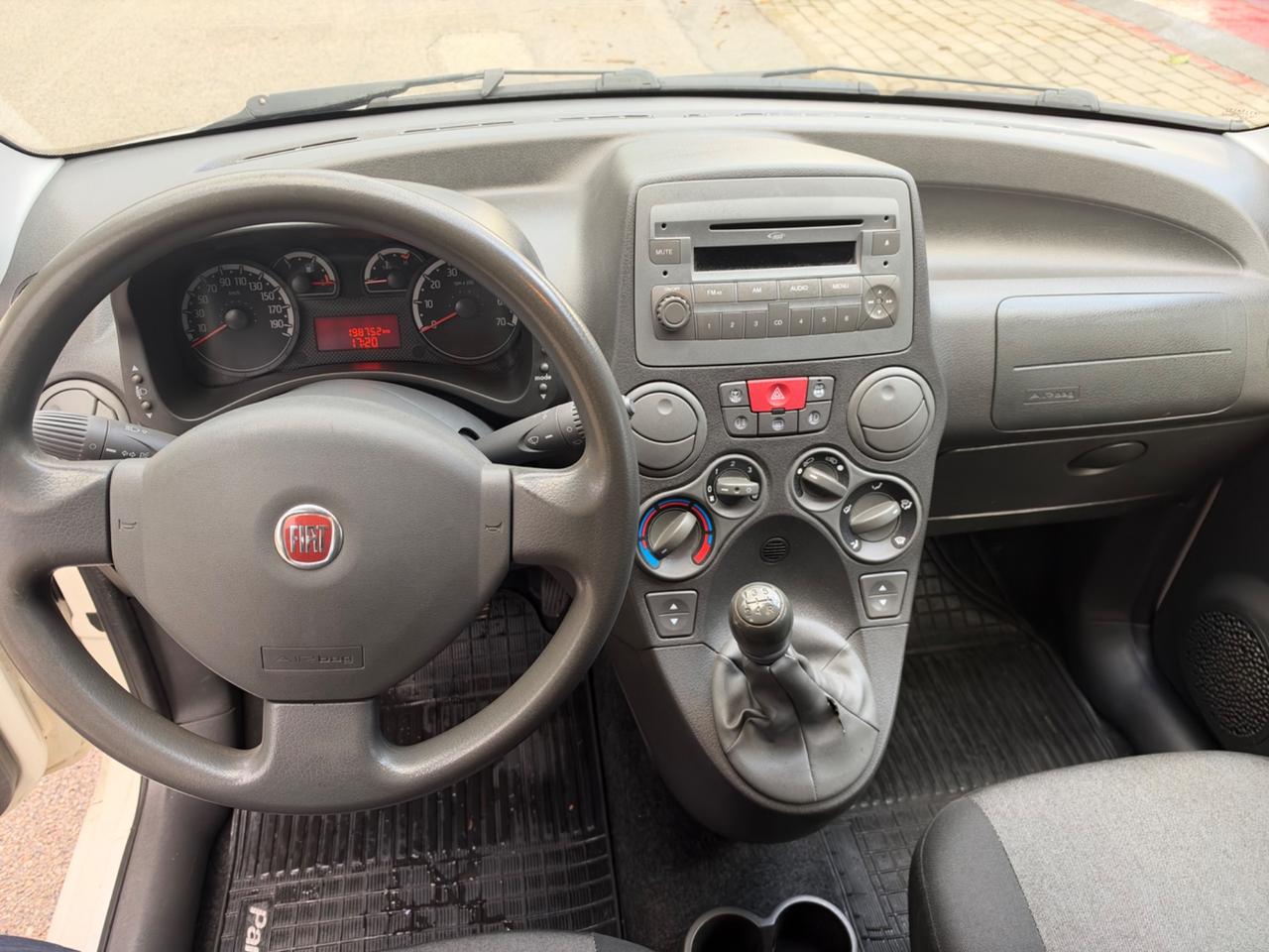 Fiat Panda 4x4 1.3 MJT 75cv ELD Gancio Traino