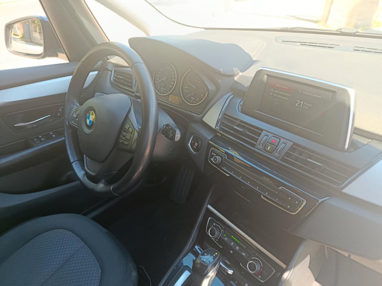 Bmw 2er Active Tourer 218d Advantage