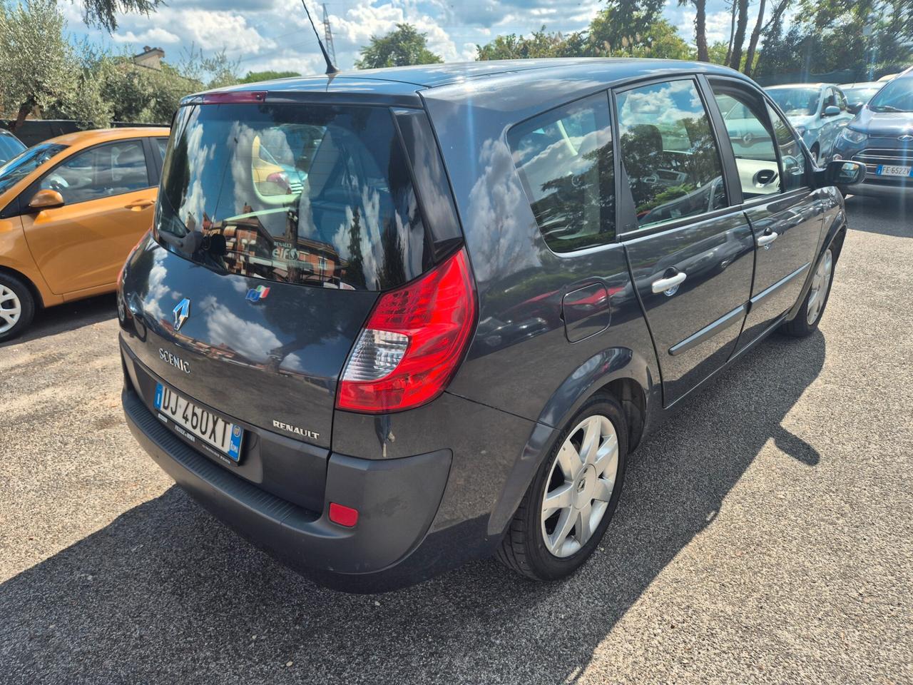 Renault Scenic Grand Scénic 1.9 dCi/130CV Serie Speciale Dynamique
