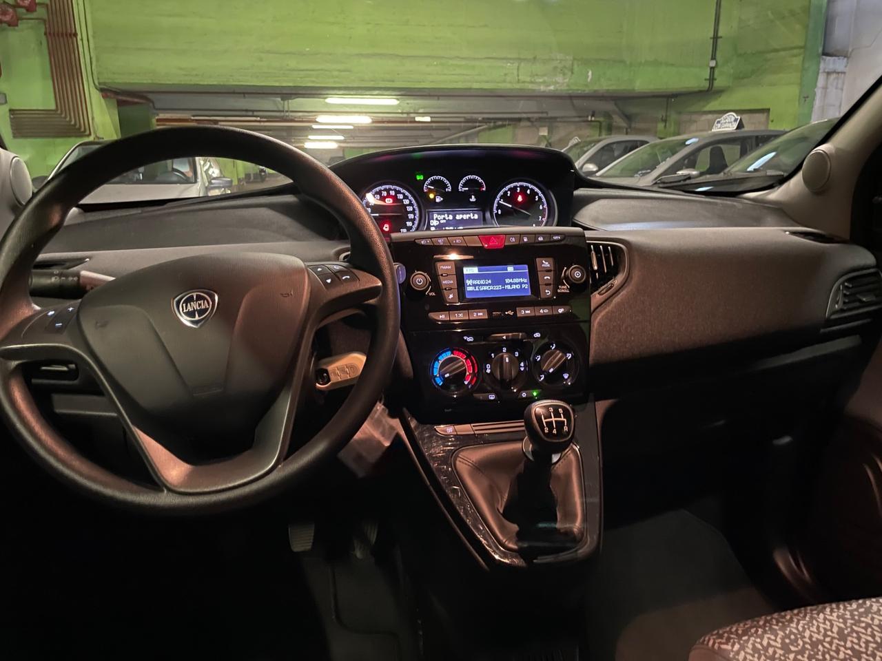 Lancia Ypsilon 1.2 Neopatentati Euro 6
