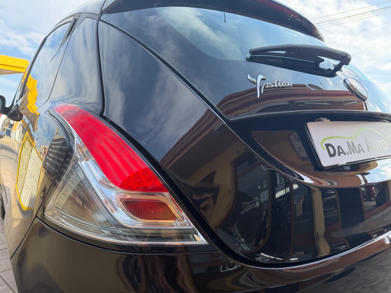 Lancia Ypsilon 1.2 69 CV GPL Ecochic Gold