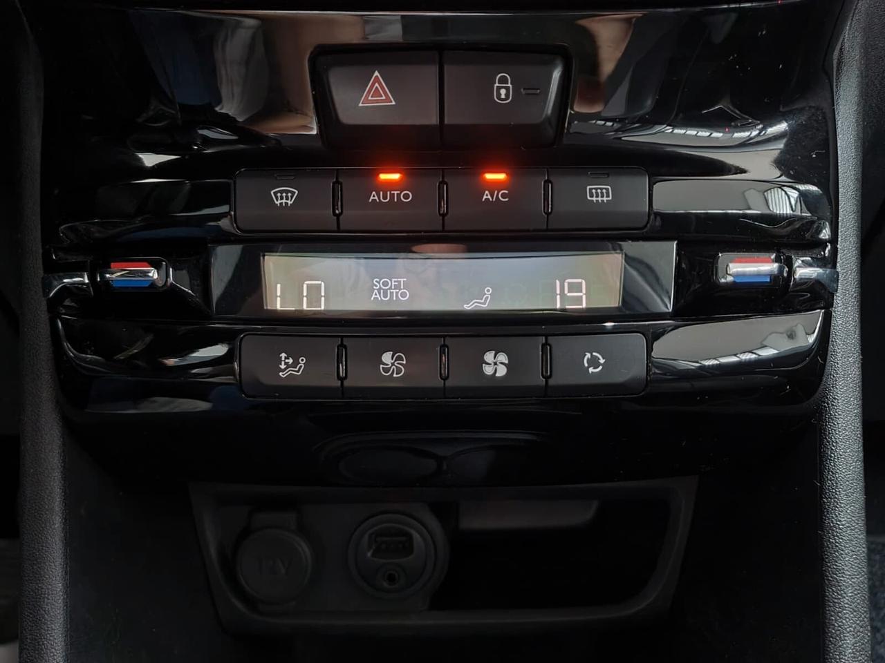 Peugeot 2008 1.6 BlueHDi 100cv Allure 2016