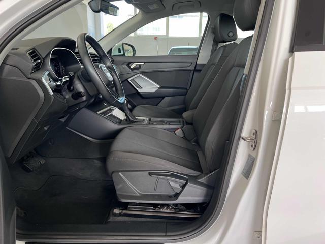 AUDI Q3 35 TDI S tronic