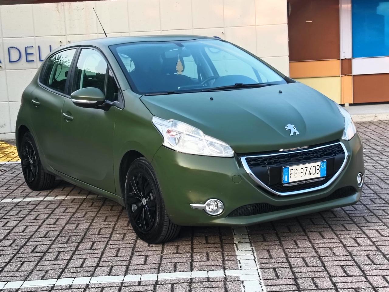 Peugeot 208 2015 1.4 HDI Diesel Cell: 3201471147