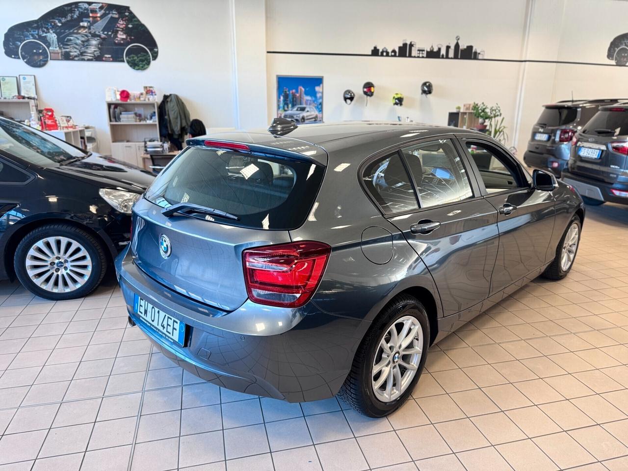 Bmw 118 118d 5p. Unique