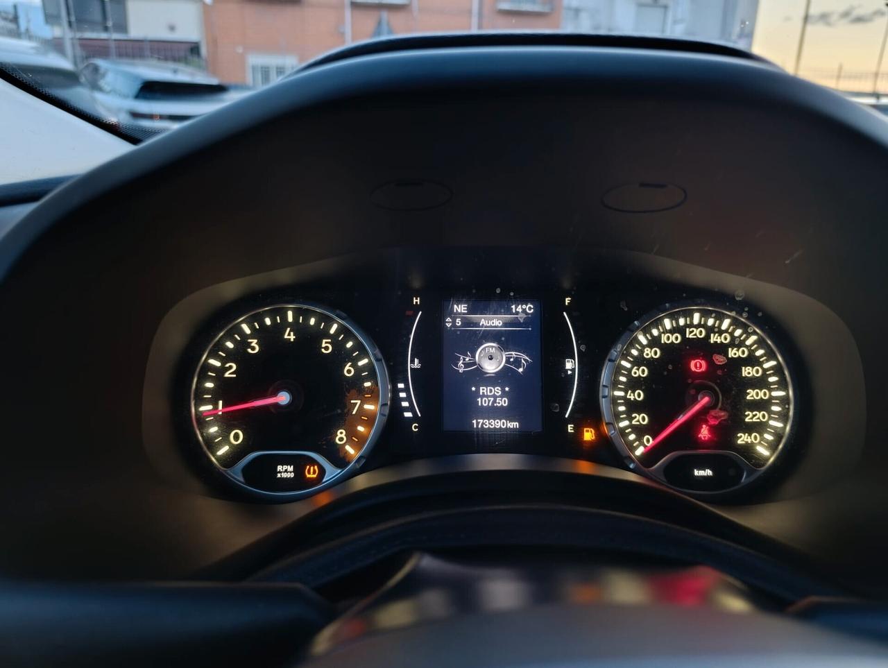 Jeep Renegade 1.6 E-TorQ EVO Longitude