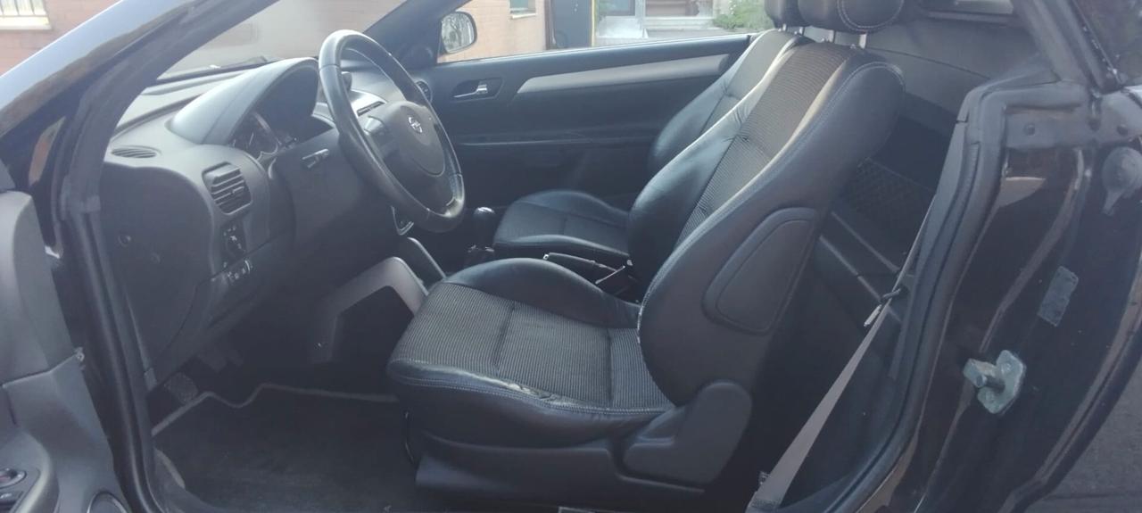 Opel Tigra TwinTop 1.4 16V Sport