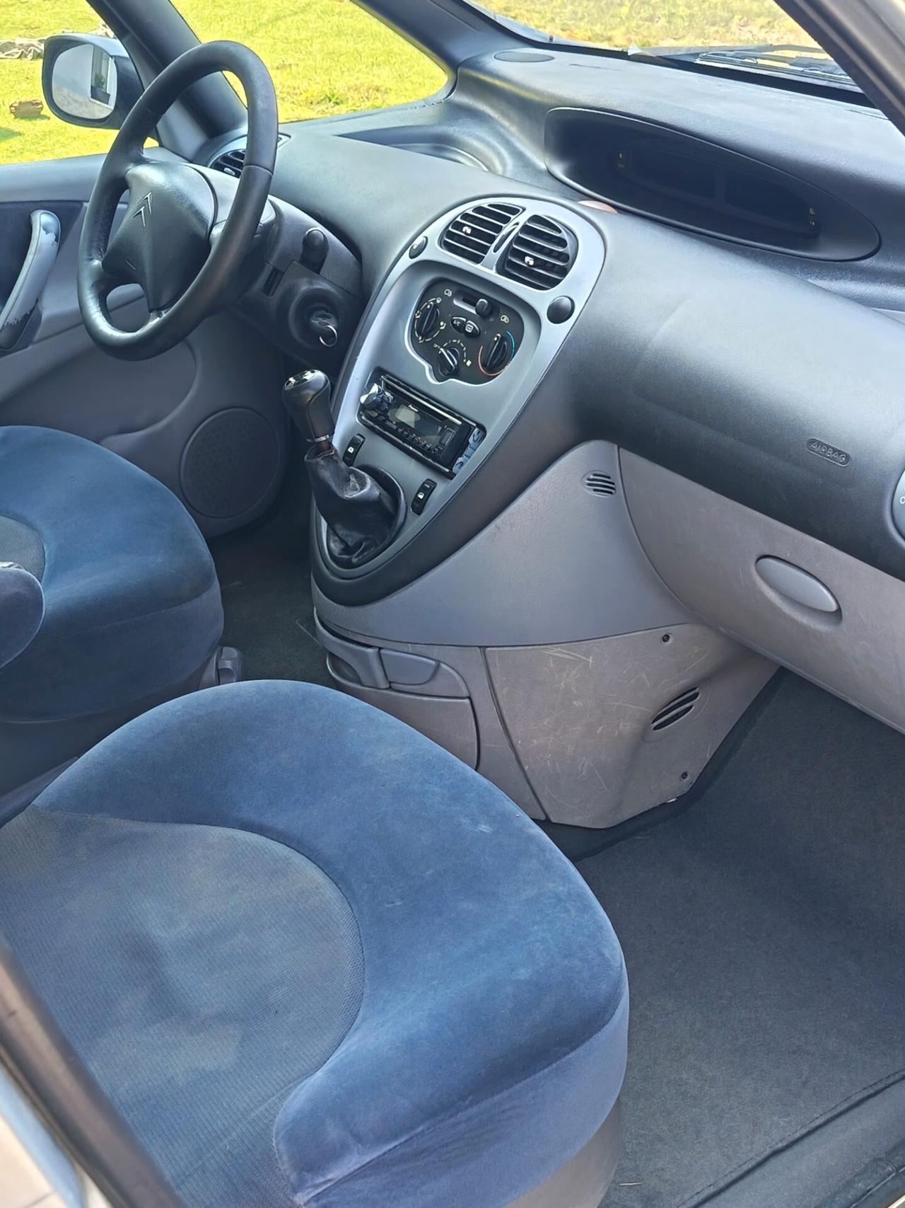 Citroen Xsara Picasso 2.0 HDi Exclusive
