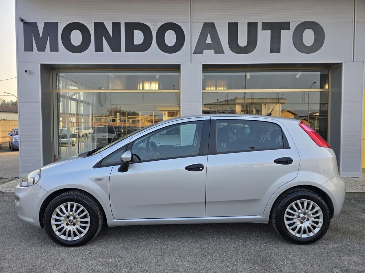 Fiat Punto 1.3 MJT 75 CV 5 porte