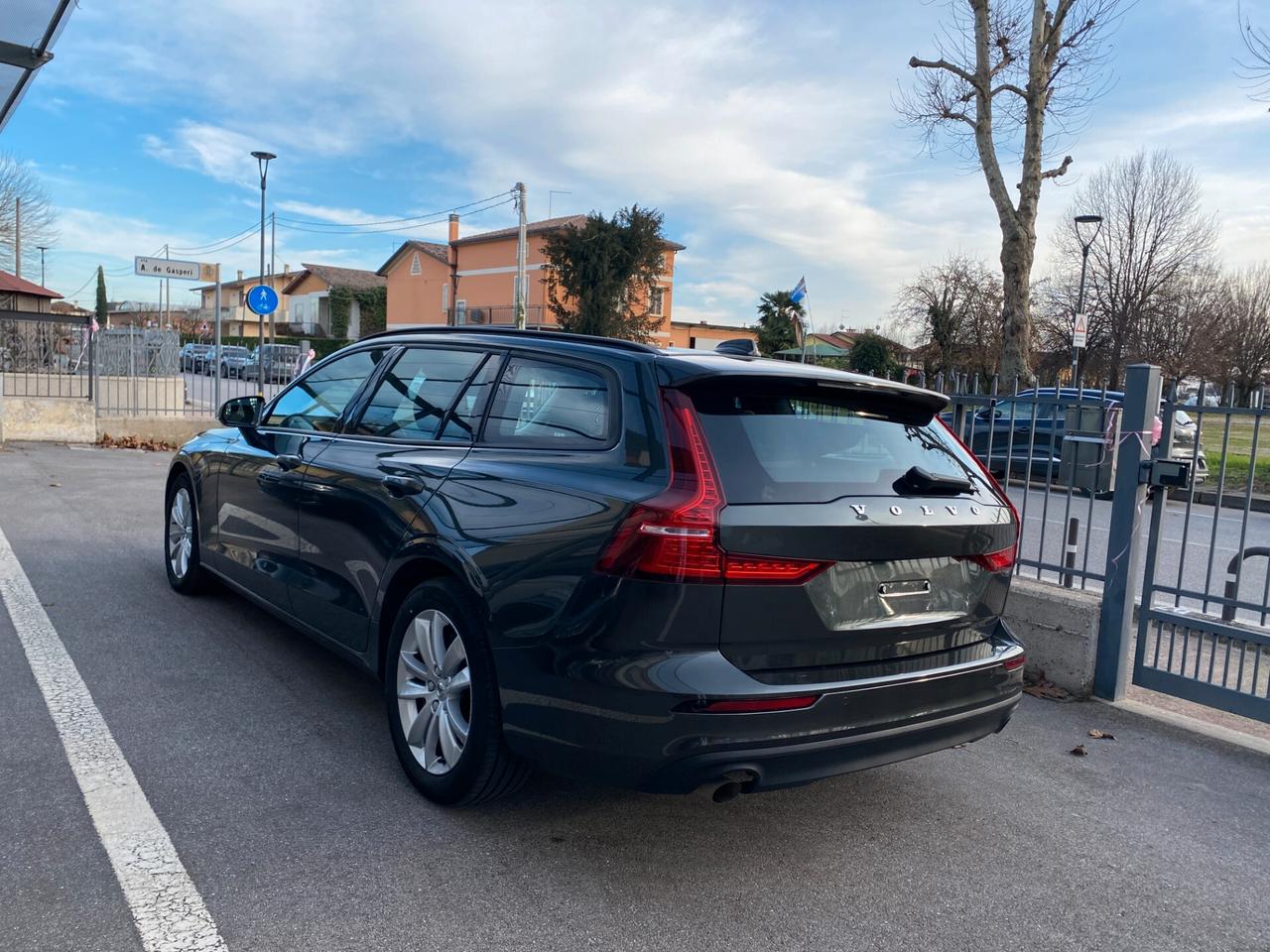 Volvo V60 B3 Geartronic Momentum Business - KM 69.000