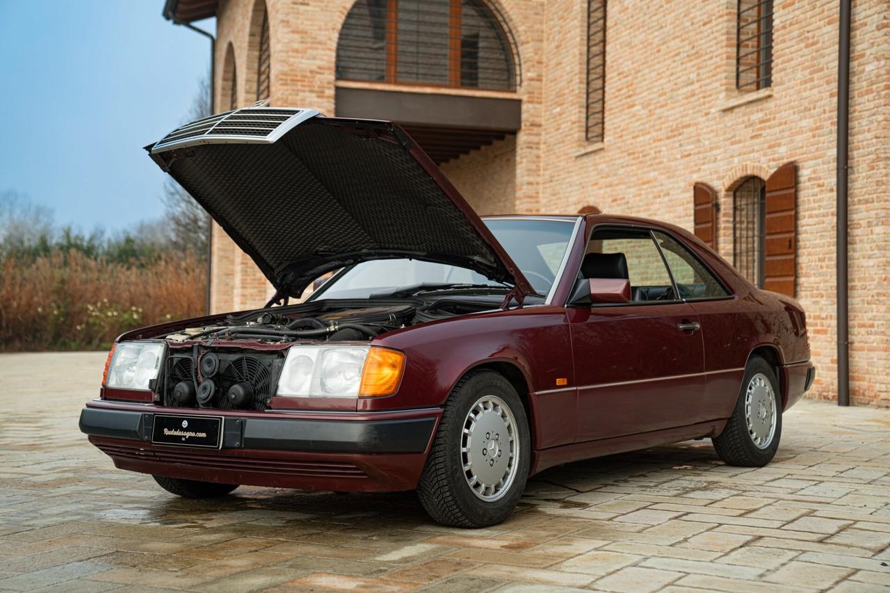 Mercedes-benz CE 300 24V COUPE - MER00270