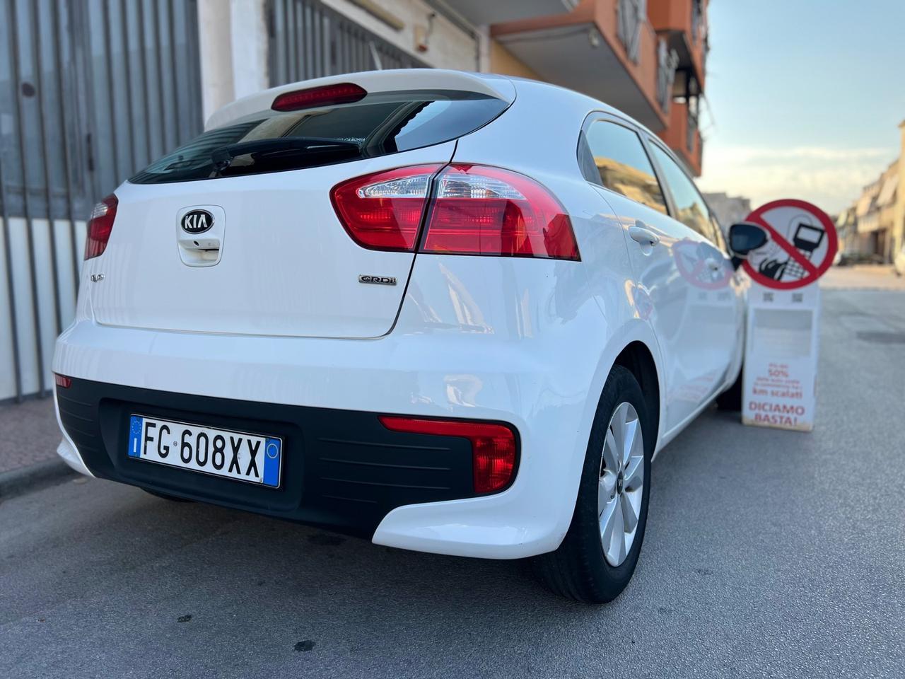 Kia Rio 1.1 Diesel Anno 2018 180,000 Km