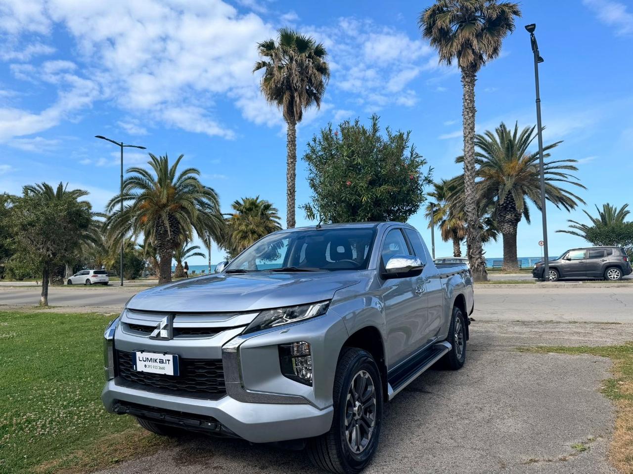 Mitsubishi L200 Double Cab L200 d.cab 2.3d 4wd 150cv