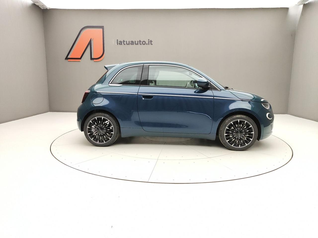 FIAT 500e 118CV 42KW LA PRIMA