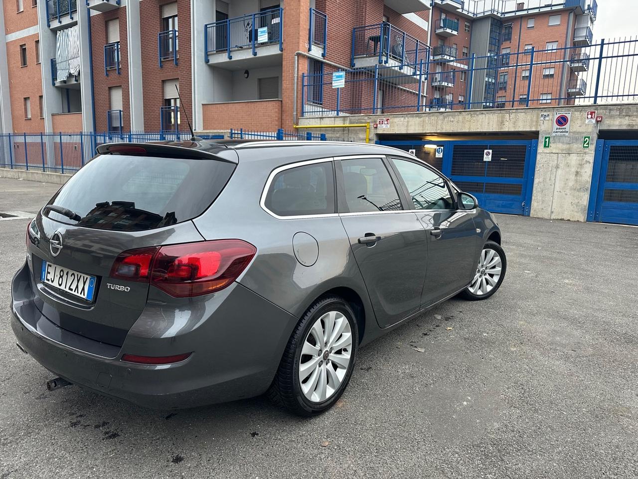 Opel Astra Opel astra sw gpl fino 2027 possibile 24 mesi garanzia