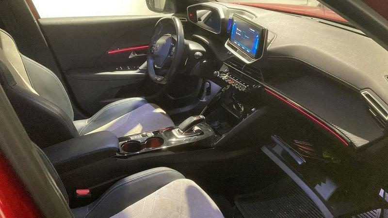 Peugeot 2008 motore elettrico 136 CV GT Pack