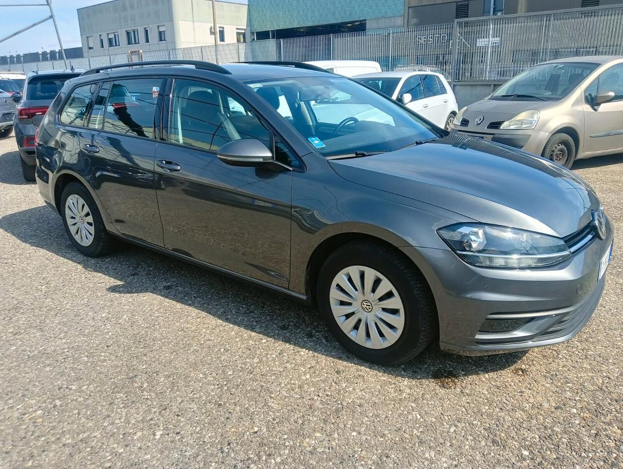 Volkswagen Golf Variant 1.6 TDI 115 CV Trendline BMT