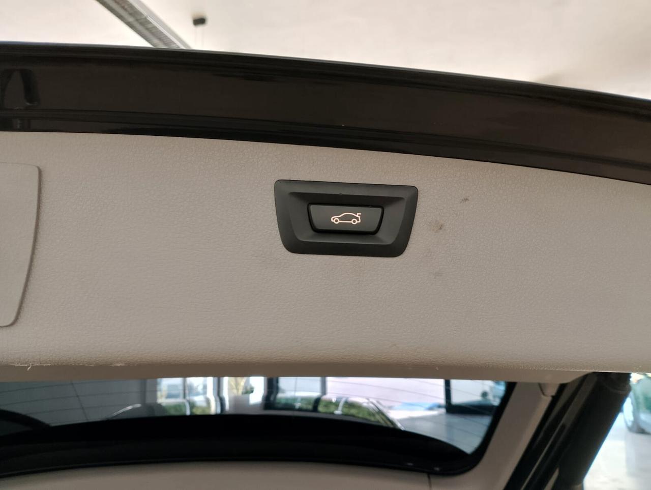 Bmw 316d Touring Sport-Automatico-Navi
