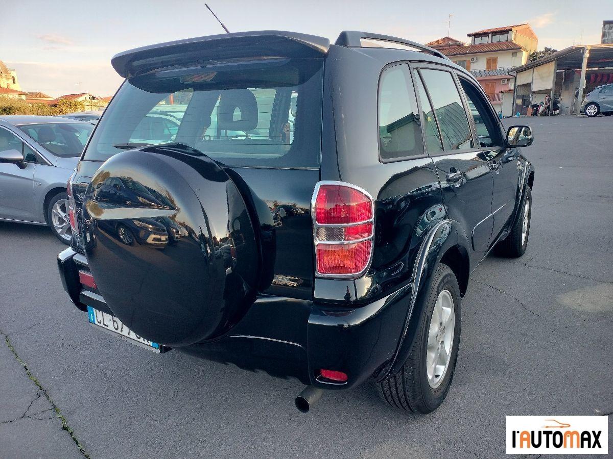 TOYOTA RAV4 2.0 d-4d 16v 5p