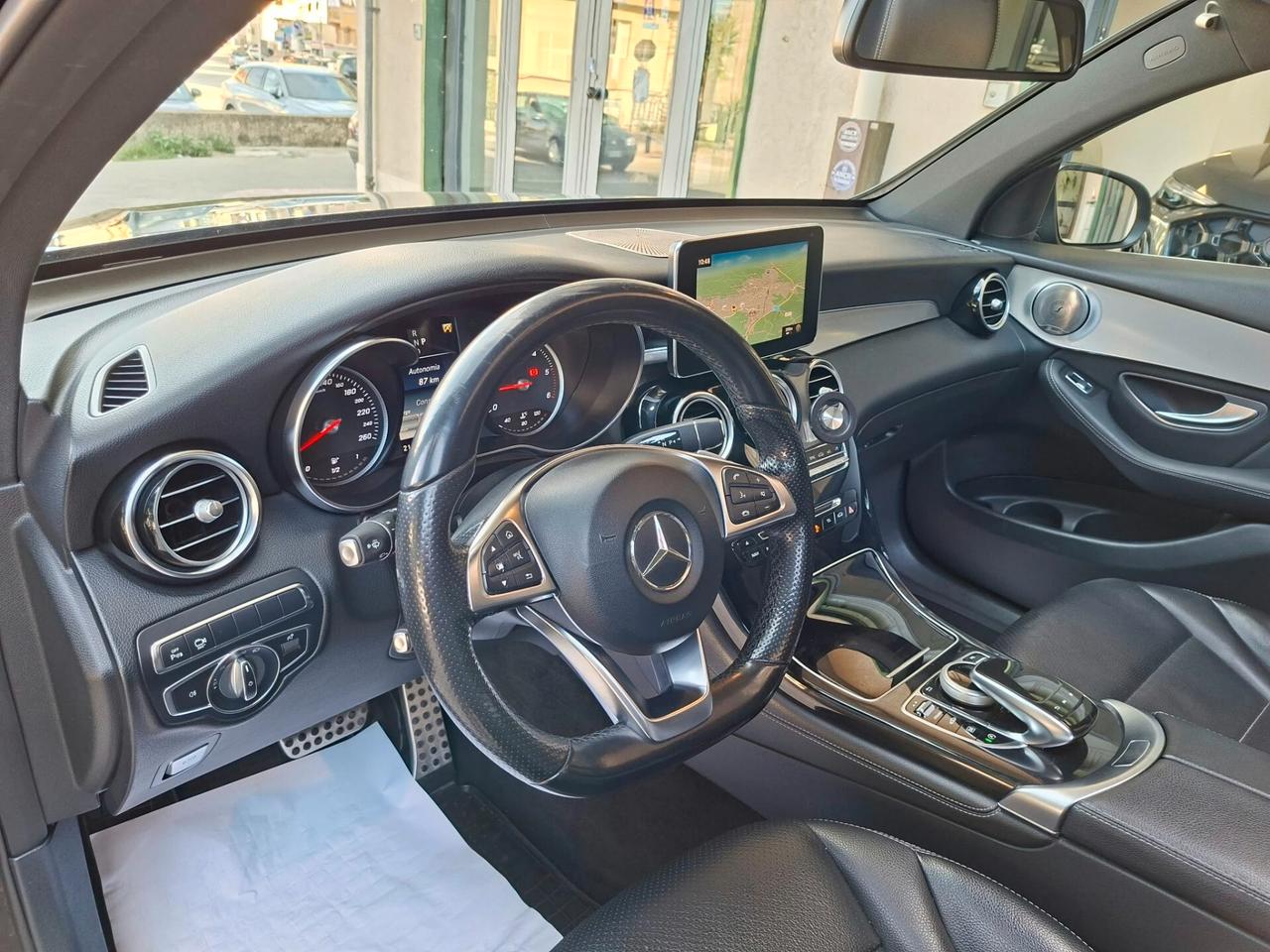 MERCEDES GLC 250d 4Matic 204cv Coupé Premium AMG