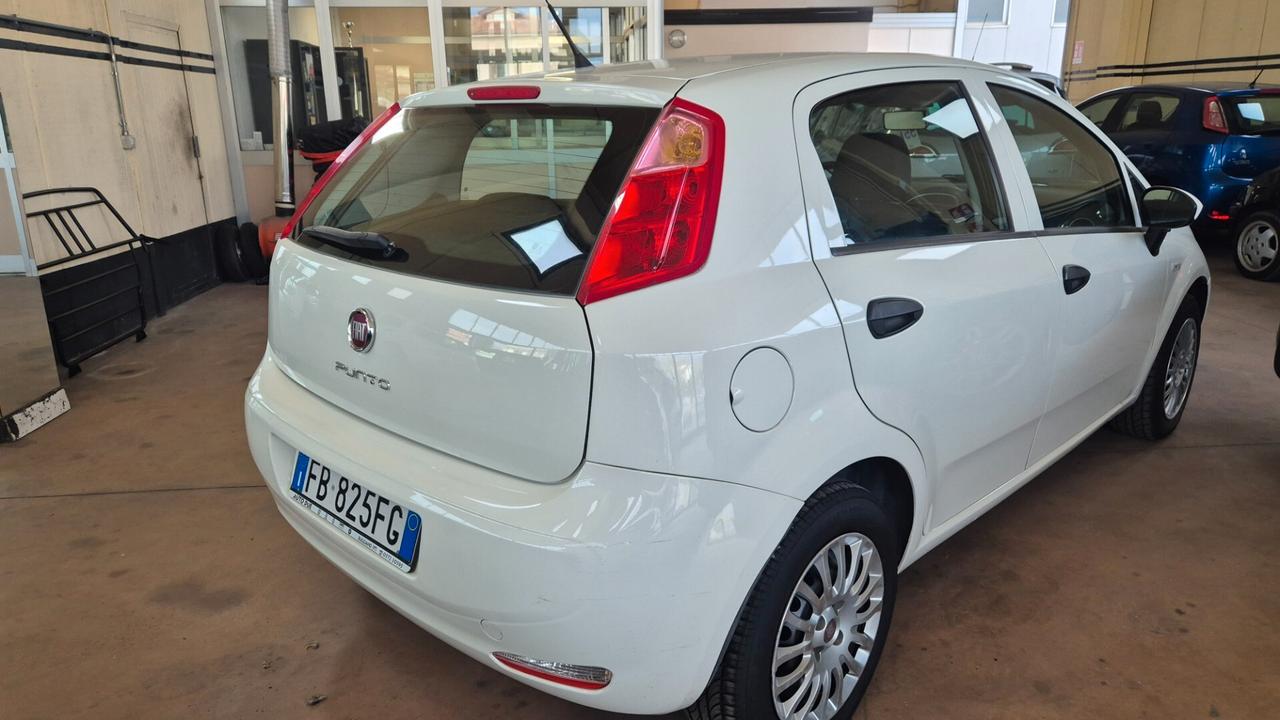 Fiat Punto 1.2 5 porte Street