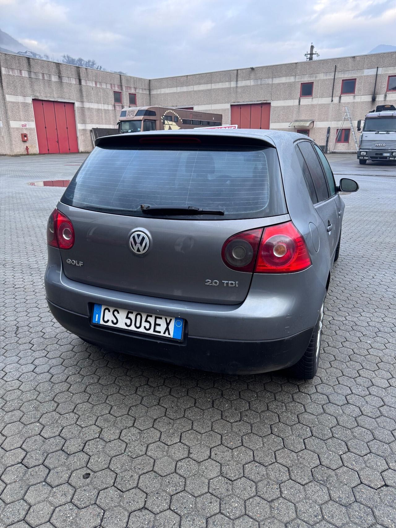 Volkswagen Golf 2.0 16V TDI 5p. Sportline