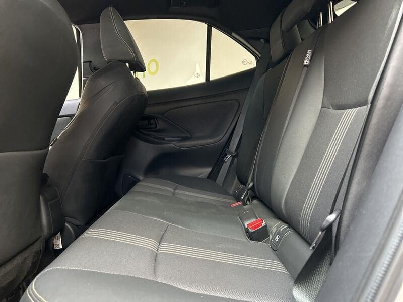 Toyota Yaris Cross 1.5h Adventure awd-i 116 CV e-cvt