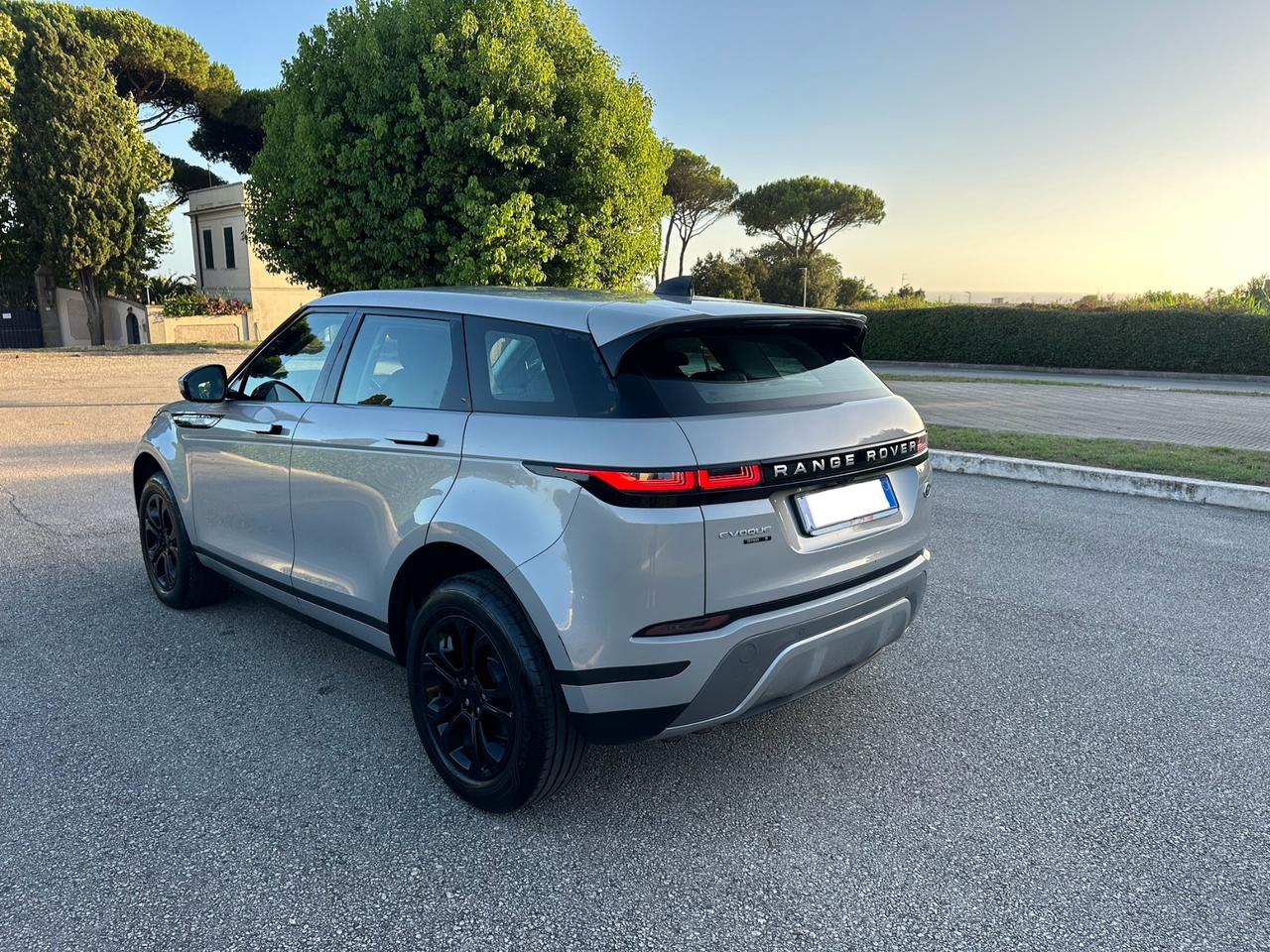 EVOQUE 2.0D I4 IBRIDA-DIESEL UNICO PROPRIETARIO/GARANZIA