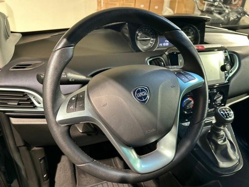 Lancia Ypsilon 1.0 FireFly 70cv Hybrid Gold Plus