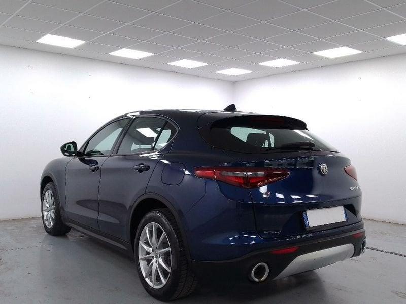 Alfa Romeo Stelvio 2.2 t Executive Q4 210cv auto my19