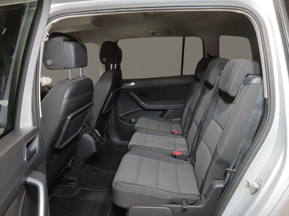 VOLKSWAGEN Touran 3ª serie - Touran 1.6 TDI 115 CV SCR DSG Comfortline BlueMotion Tech. 7P