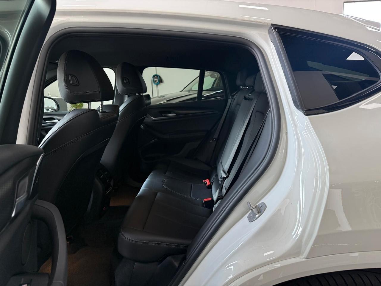 BMW X4 xdrive20d mhev 48V Msport auto