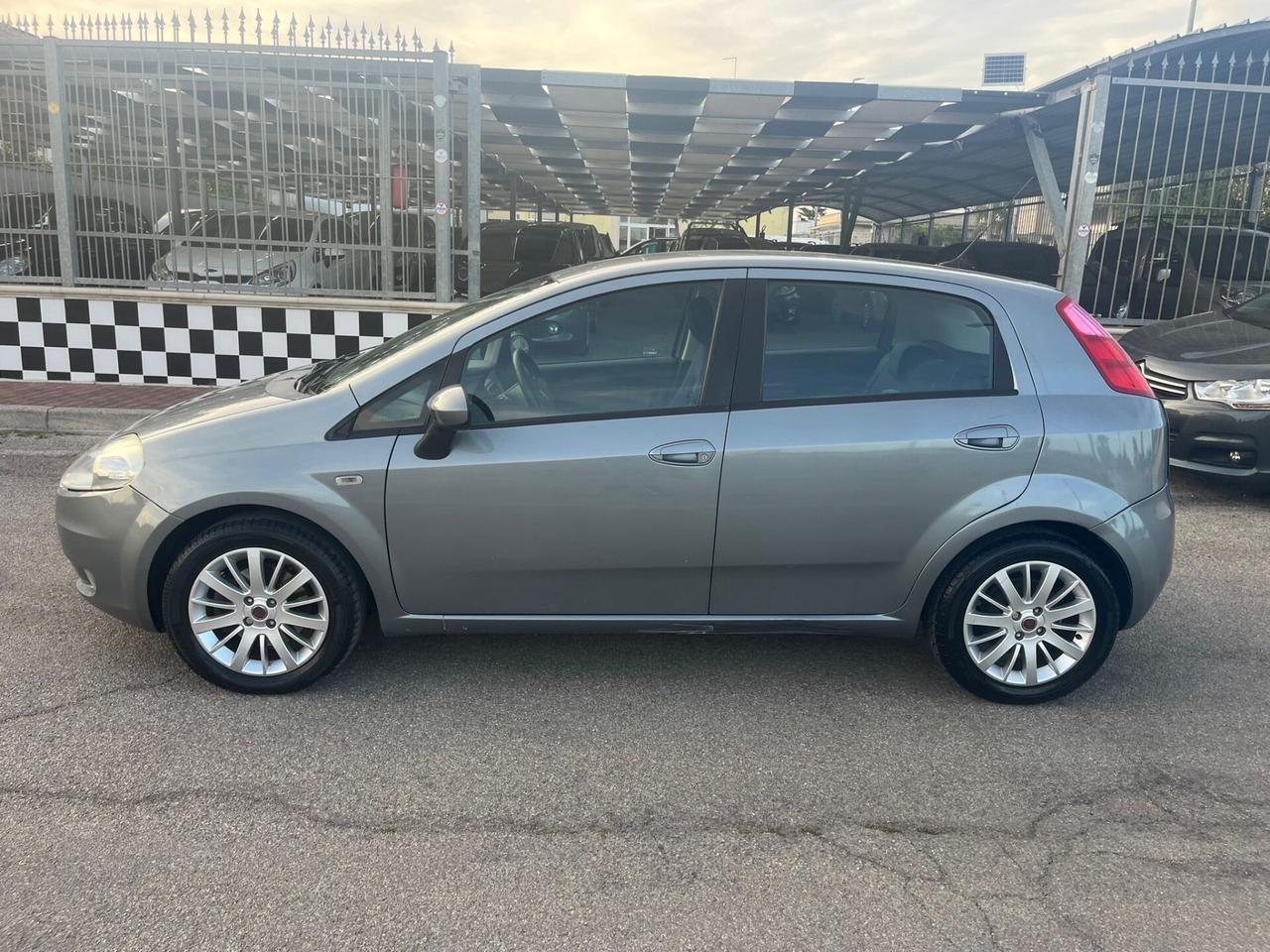 Fiat Grande Punto 1.3 MJT 5 porte Emotion Unipro 2009