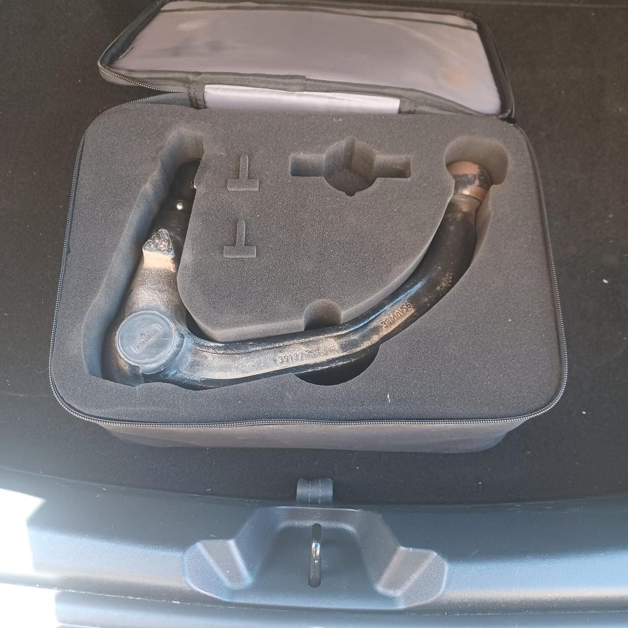 58078KM TESLA GANCIO DI TRAINO AUTONOMIA 408KM