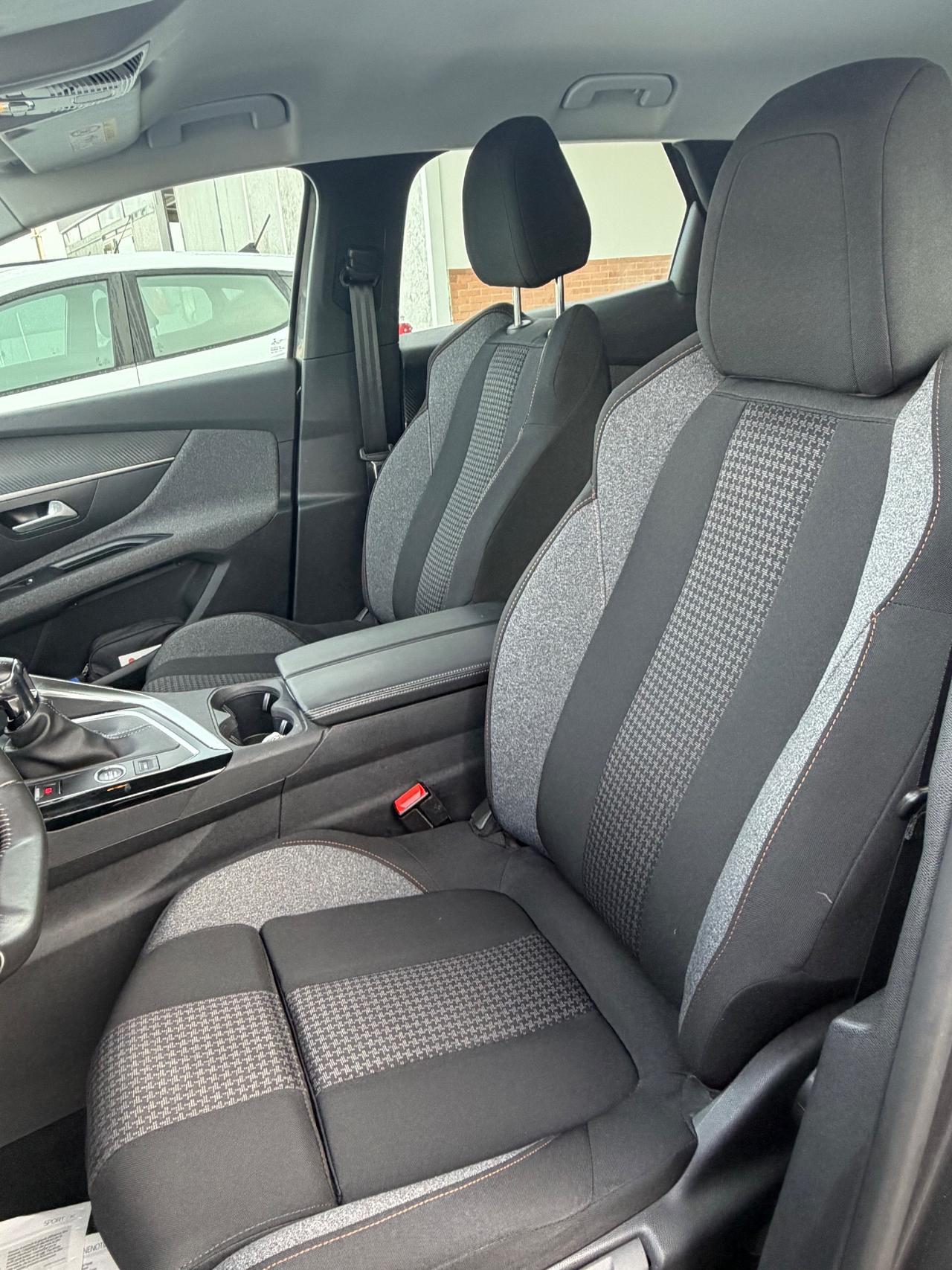 Peugeot 3008 BlueHDi 130 S&S Active