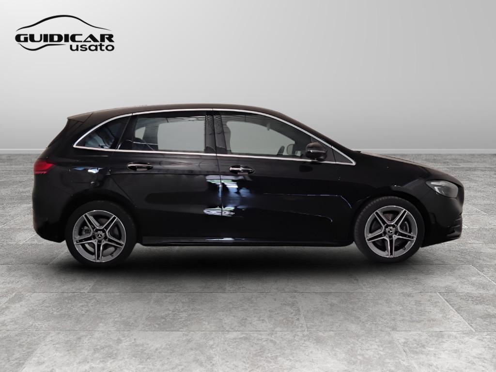 Mercedes-Benz Classe B - W247 2023 - B 250 e phev AMG Line Premium auto