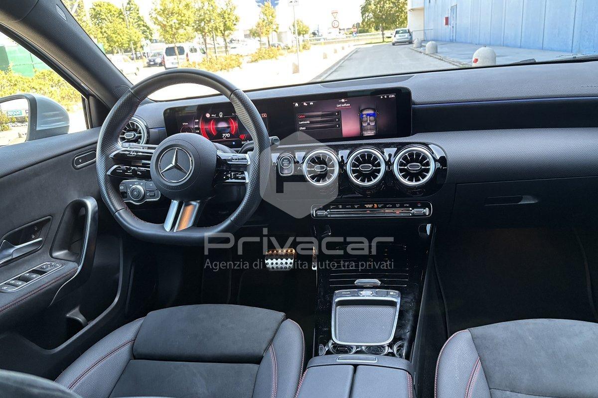 MERCEDES A 200 d Automatic AMG Line Premium