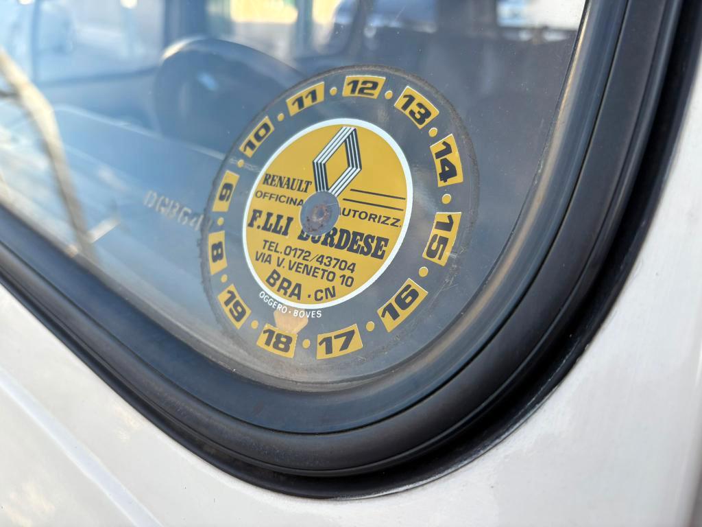 RENAULT 4 1.0 BENZ 32 CV UNICOPROPRIETARIO