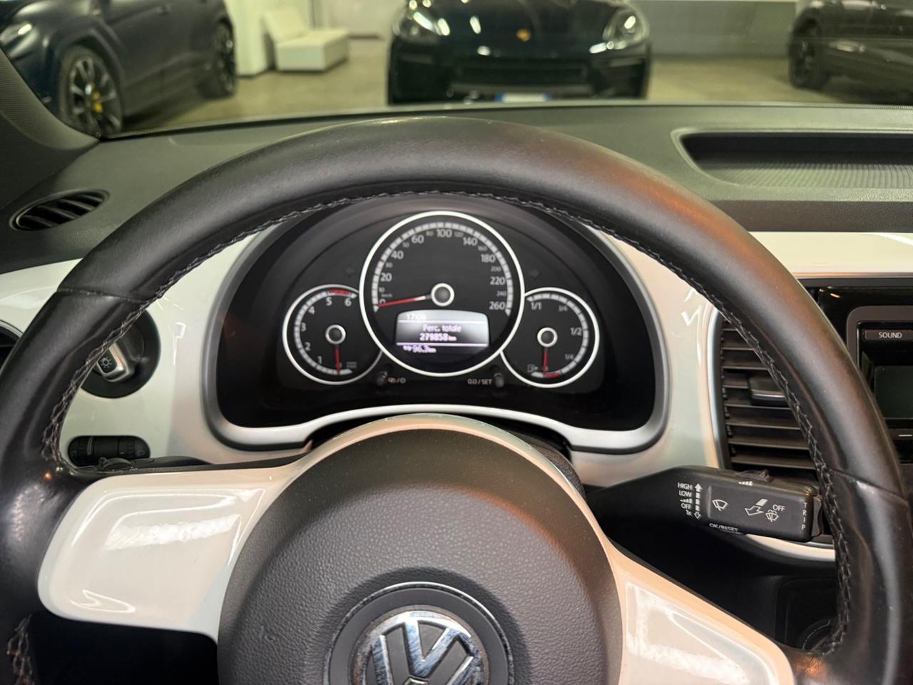 Volkswagen Maggiolino 1.6 TDI Design